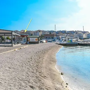 Apartment Mara Trogir